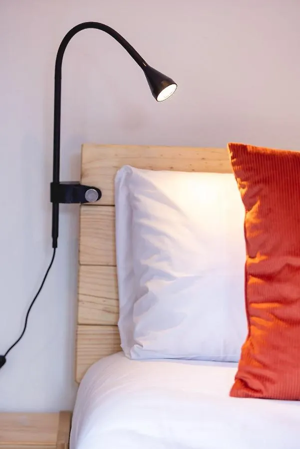Bravissimo El Lleo, Bright 4-Bedroom Apartment Жирона Испания