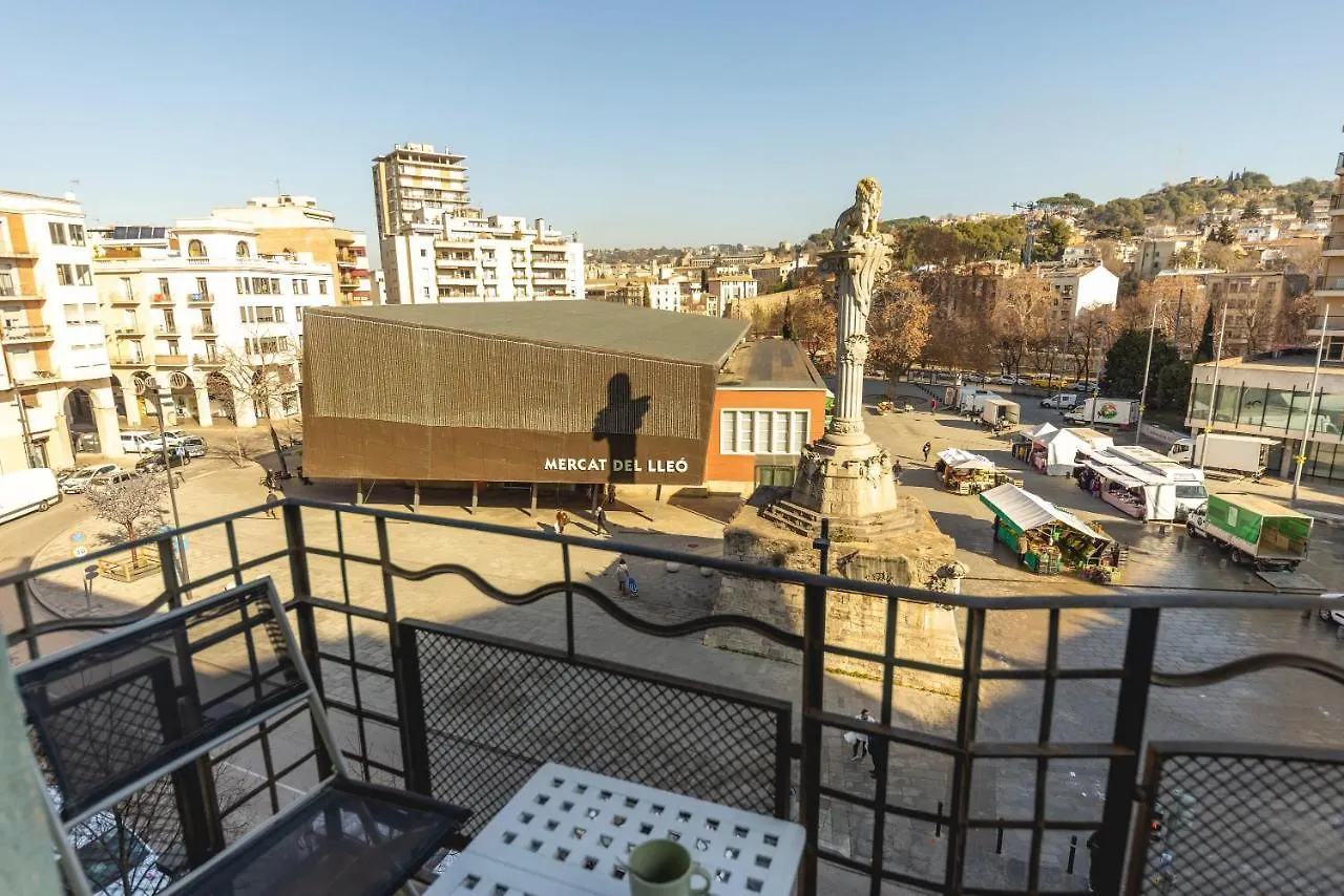 Bravissimo El Lleo, Bright 4-Bedroom Apartment Жирона Испания
