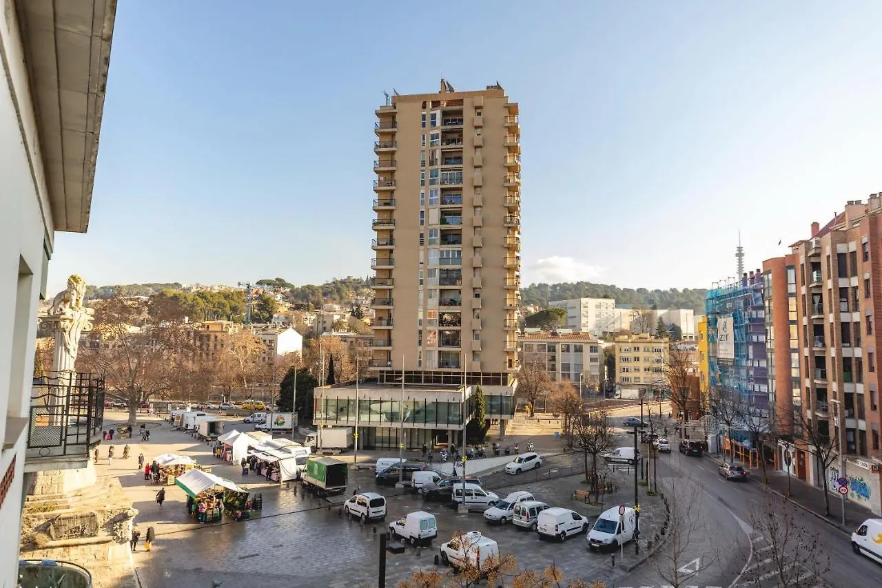 Bravissimo El Lleo, Bright 4-Bedroom Apartment Girona Spain